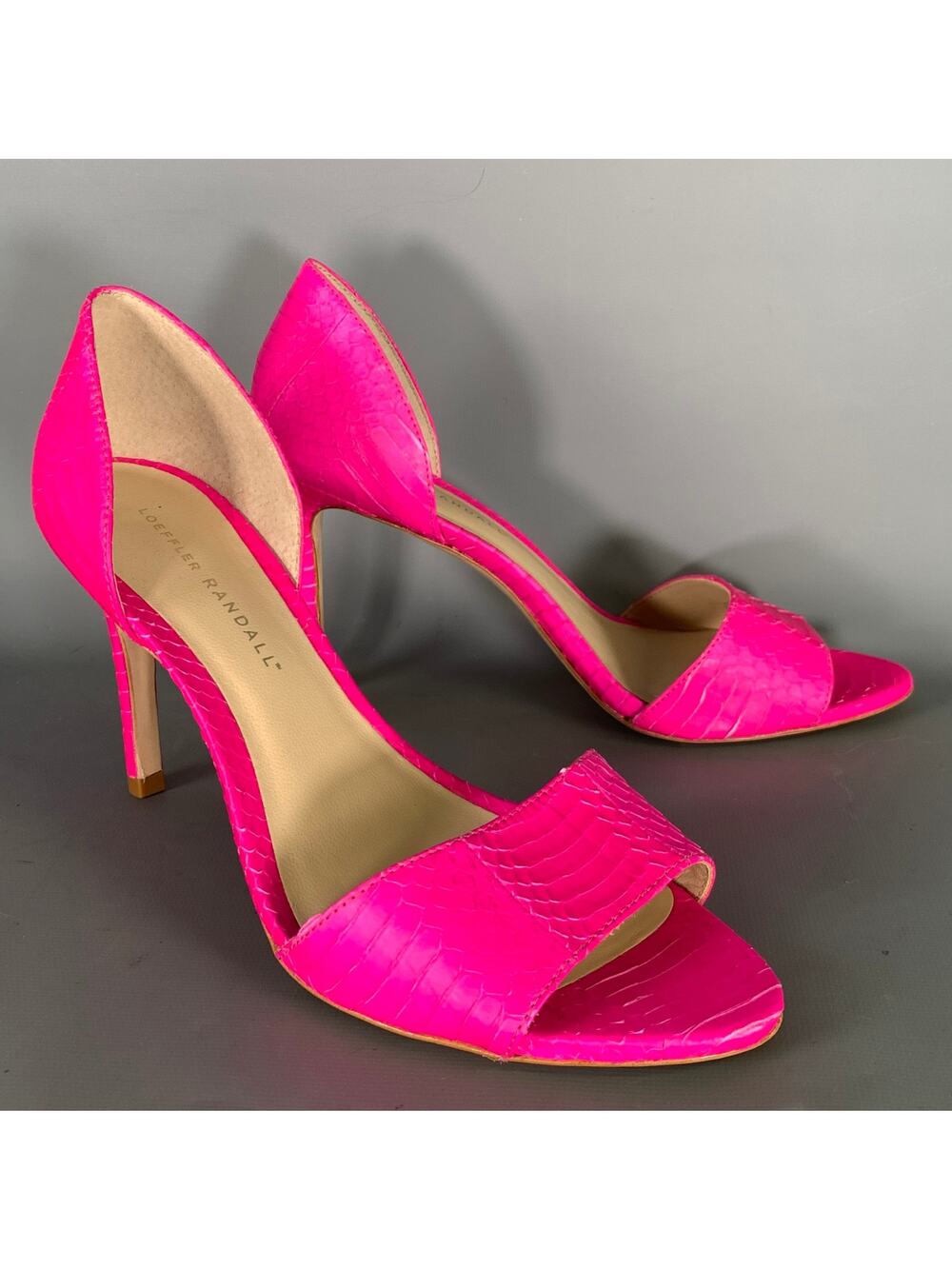 LOEFFLER RANDALL Size 9 Pink Embossed Pumps